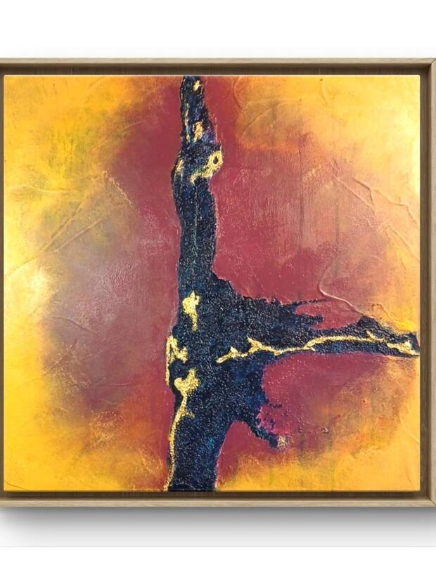 Eruption solaire mixed media painting with textured surface in warm yellow, red and blue