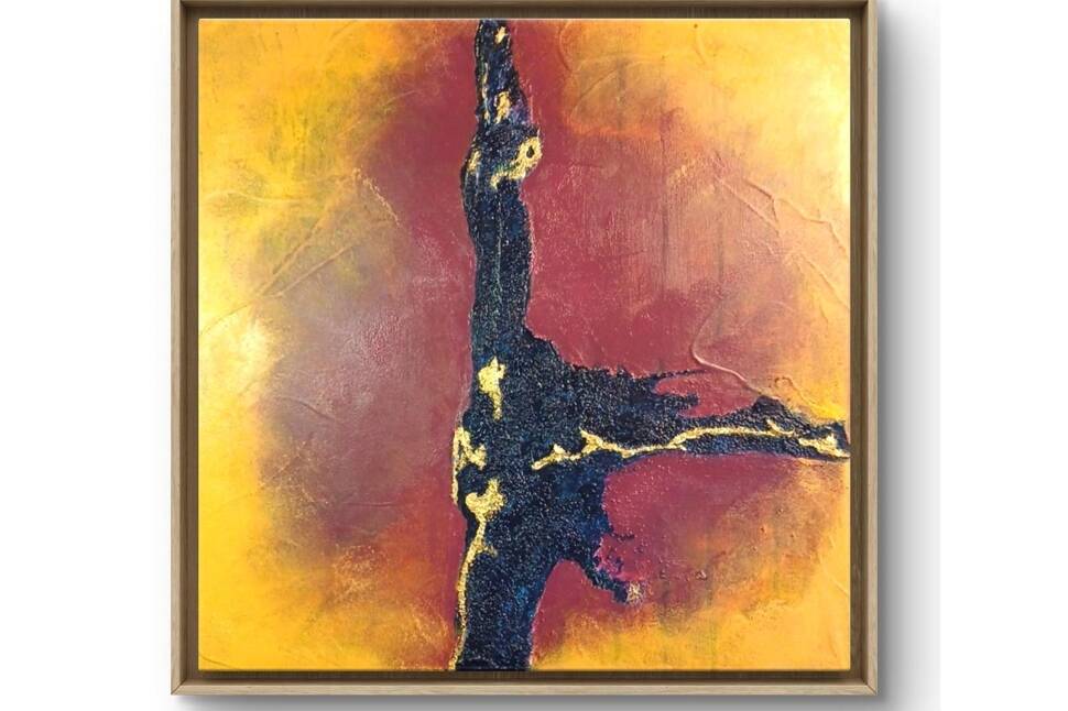Eruption solaire mixed media painting with textured surface in warm yellow, red and blue