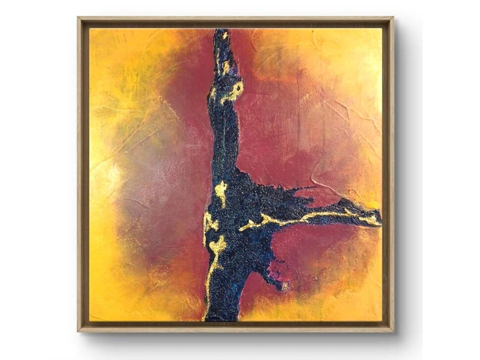 Eruption solaire mixed media painting with textured surface in warm yellow, red and blue